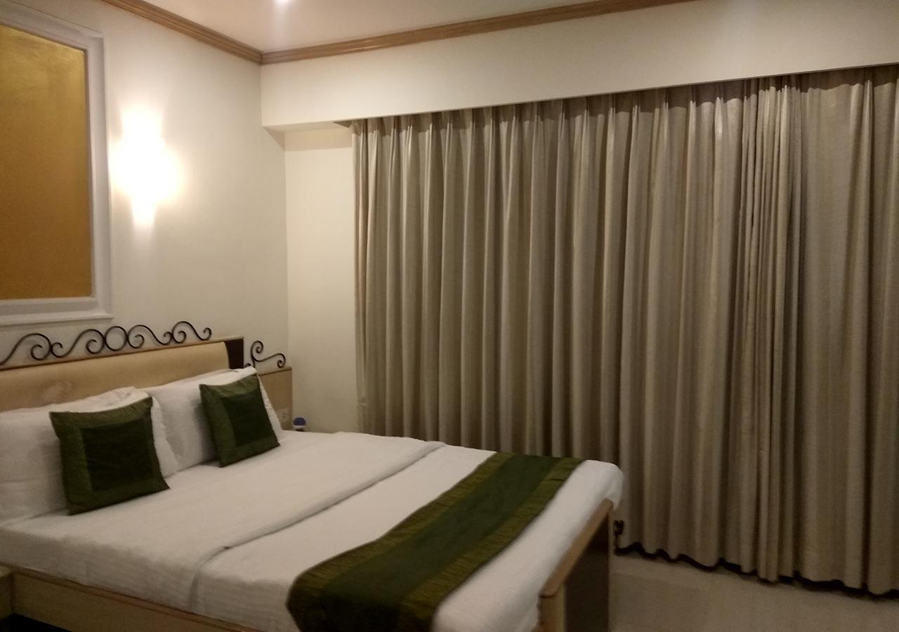 Garden Hotel Mumbai Exterior photo